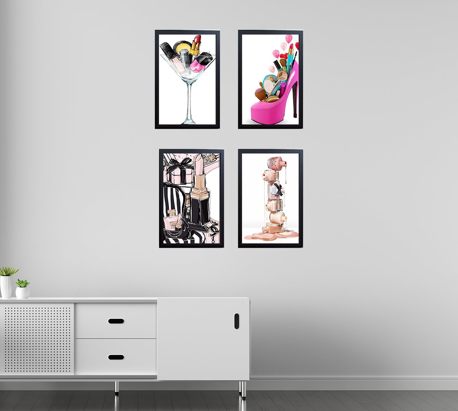 Pack of 4 Salon Decoration Frames